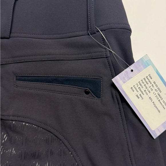 Women's Horse Riding Pants Navy Riding Pants Poltyamide 93%
Elastan 7% - Picture 7 of 14